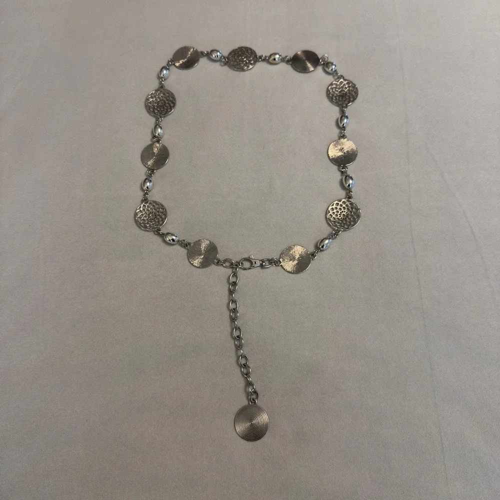 Silver Tone Medallion Chain Link Belt Adjustable‎ Filigree Spiral Disc 43 Inch
